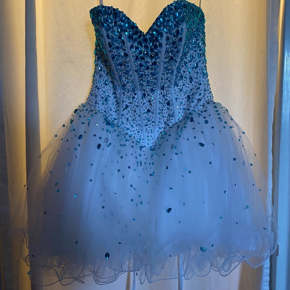 Teal & White Jem Stone dress ! Worn once Sweet 16